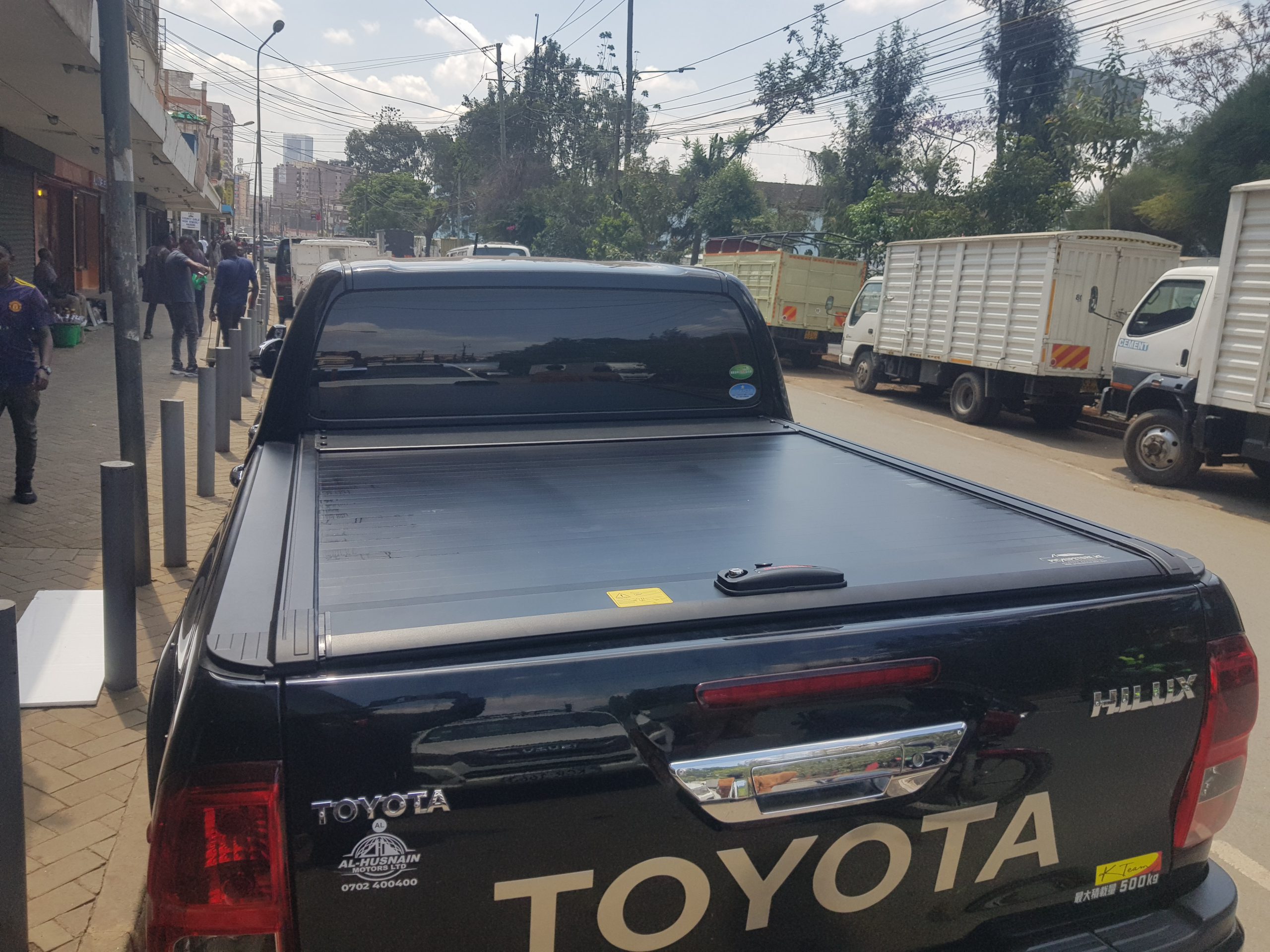 Manual Roller shutter Toyota Hilux (REVO)