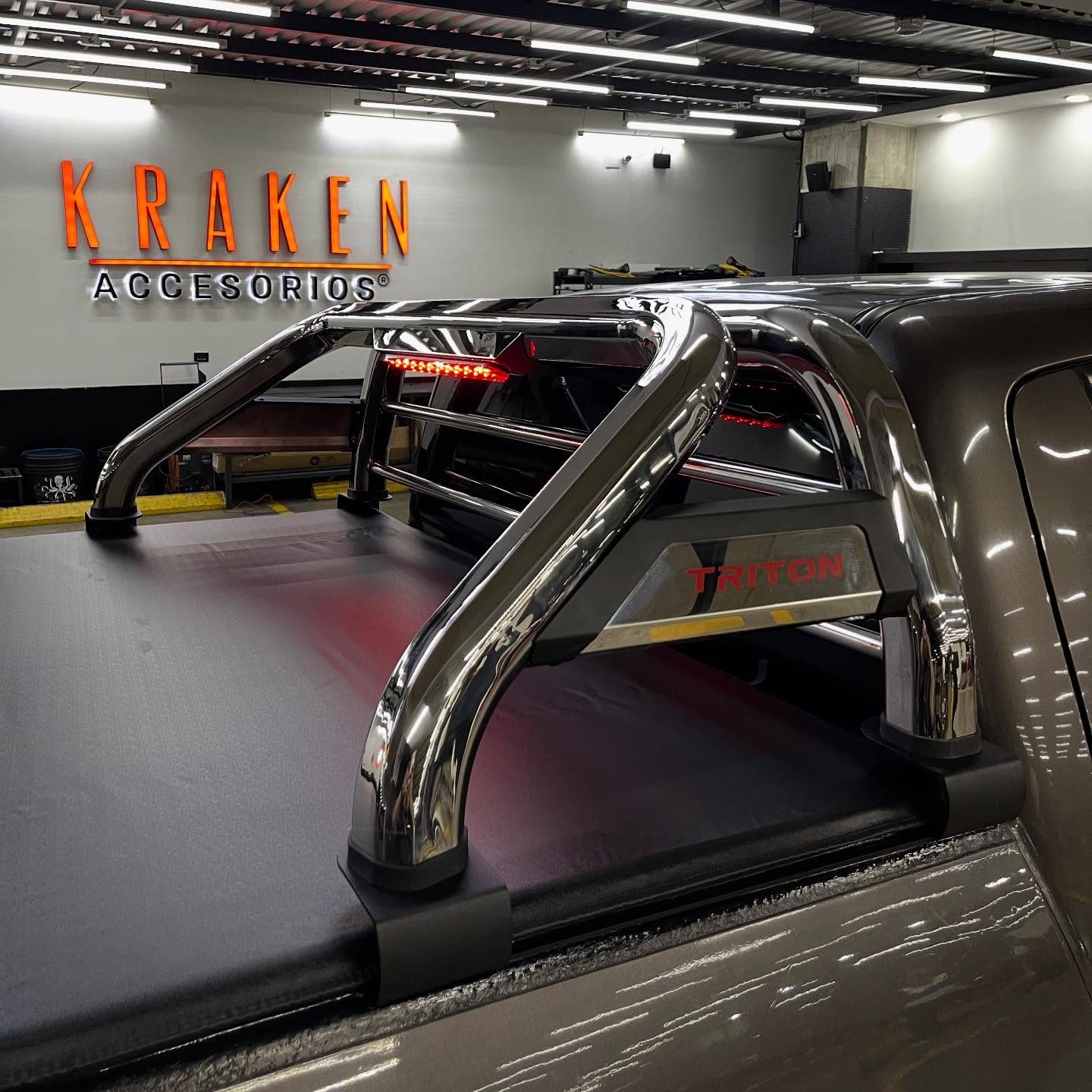 Mitsubishi L200 Hexagonal Roll Bar