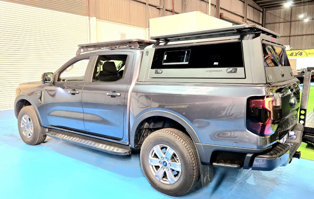 FORD 23+ SLIDING SIDE WINDOW CANOPY