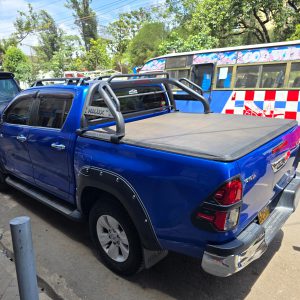 Toyota Hilux Matte Black Roll Bar with Grips