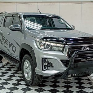 Toyota Hilux 2015-2020 Hood Deflector
